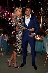 Soţia lui Alex Bodi a luat foc după ce i s-a spus că Bianca Drăguşanu e mai frumoasă decât ea! Nu a mai putut să tacă şi a răbufnit