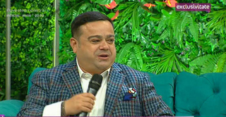 Adrian Minune, la TV după o lungă absenţă! Imagini senzaţionale cu artistul la Teo Show: s-a pensat şi epilat în direct