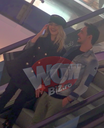 Lidia Buble si Razvan Simion, criza de ras pe scara rulanta la mall! Matinalul stie foarte bine cum sa-si distreze iubita VIDEO EXCLUSIV