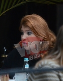 Ce bine arata Mihaela Borcea dupa vacanta de doua saptamani la schi! Si-a scos prietenii la terasa, a fost intr-o forma de zile mari, iar aerul de munte i-a prins bine | VIDEO EXCLUSIV