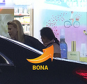 Cristina Rus, soferita de lux pentru sot! Afaceristul nu s-a dat jos nici macar cand consoarta a fost nevoita sa intre la o farmacie VIDEO EXCLUSIV