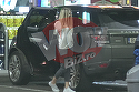 Alexandra Becali nu si-a putut stapani poftele! Fiica lui Gigi s-a ascuns intr-o benzinarie si a mancat un pachet intreg de biscuiti VIDEO EXCLUSIV
