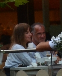 E treaba serioasa, nu o iubire de-o vara, Tania Budi si Yoav Stern, sarut pasional la ceas de seara! | VIDEO EXCLUSIV
