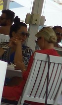 Aparitie surprinzatoare la malul marii! Oana Niculescu Mizil la terasa ca fetele, fara sotul Marian Vanghelie si fara copil! VIDEO EXCLUSIV