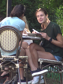 Fosta iubita a lui Syda s-a lasat de modelling si acum isi pierde vremea la cafenelele din Capitala! Elena Baguci, aparitie de senzatie in Floreasca VIDEO EXCLUSIV