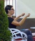 Cea mai sexy bunicuta nu mai este chiar asa de sexy! Mama Antoniei a facut putina gusa, s-a dus vremea cand era papusa! VIDEO EXCLUSIV