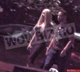 Bianca Dragusanu, sarut pasional cu Tristan Tate! Paparazzii WOWbiz au dovada CLARA ca vedeta TV iubeste din nou