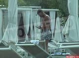 Primele imagini cu Cristian Boureanu, dupa ce Valentina Pelinel s-a recasatorit! Fostul politician, singur si ganditor la piscina! VIDEO EXCLUSIV