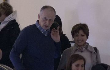 Soţii Geoană şi-au scos la film prietena, Cristiana Copos! Aceasta a rămas singură după ce Geoge Copos şi-a refăcut viaţa cu o altă femeie, cu care are şi un copil VIDEO EXCLUSIV