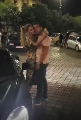 Tristan Tate a mangaiat-o pe Bianca Dragusanu pe sani. Imagini senzuale surprinse cu cei doi in masina