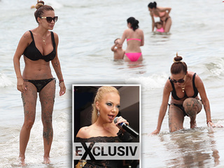 Imagini de senzatie cu Andreea Antonescu in costum de baie! Cum arata cantareata „libera la mare” la 35 de ani!!! VIDEO EXCLUSIV