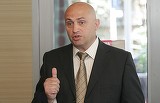Fiul patronului de la Rapid acuzat ca ar fi facut scandal in baza giulestenilor