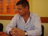 Un primar a fost batut de un fotbalist! Jucatorul a luat foc in vestiare si l-a altoit bine