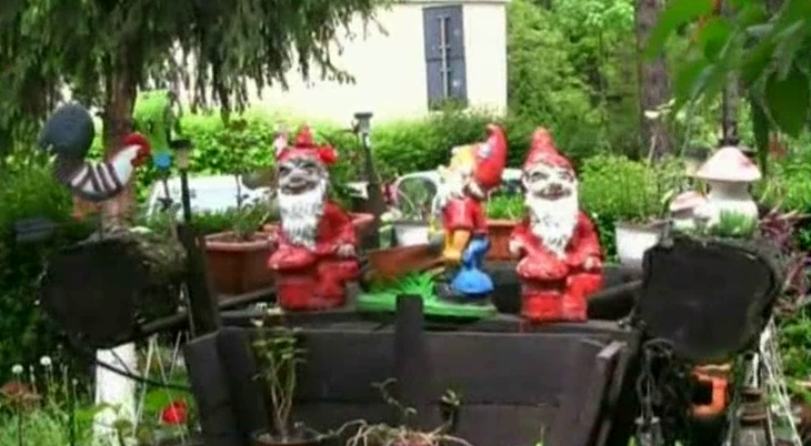 Imagini pentru alba ca zapada de la bloc