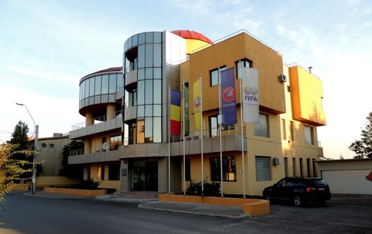 Ce se întâmplă cu Liga Profesionistă dacă Lupescu iese preşedintele FRF: "Am vorbit deja cu Gino despre asta!"
