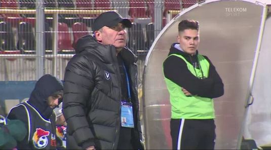 VIDEO | Hagi acuză arbitrajul după înfrângerea cu Astra: ”Nu poţi să-i dai căpitanului galben atât de repede”