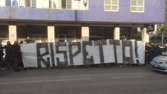 VIDEO | Protest al suporterilor echipei Napoli la stadionul San Paolo
