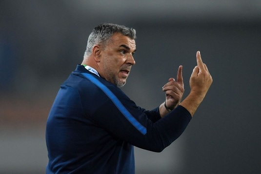 Jiangsu Suning s-a calificat în următoarea fază a Cupei Chinei. Ivan Santini şi Li Ang au marcat pentru echipa lui Oli