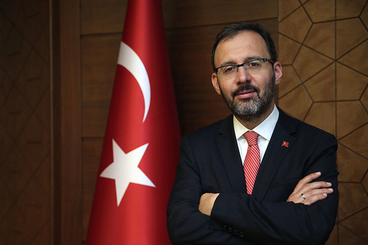  Ministrul turc al sportului a reacţionat: ”Suntem alături de reprezantanta noastră” Cuvinte dure folosite de Mehmet Muharrem