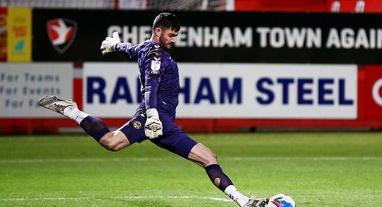 Gol din poartă în poartă reuşit de Tom King care a adus un punct echipei sale, Newport