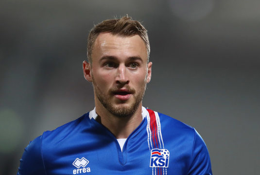 Mijlocaşul islandez al celor de la CFR, Runar Sigurjonsson, a ieşit şifonat din meciul împotriva Germaniei pierdut cu 3-0 de echipa sa