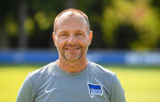 Un antrenor din Bundesliga, dat afară pentru comentarii cu tente xenofobe şi homofobe! ”O manifestare a declinului moral”