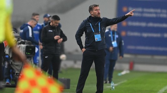 S-a decis cine va sta pe banca FCSB-ului în locul lui Mihai Pintilii, suspendat patru etape