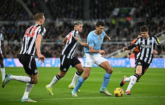 Casa unui star din Premier League, ”vizitată” de hoţi în timpul meciului Newcastle - Manchester City