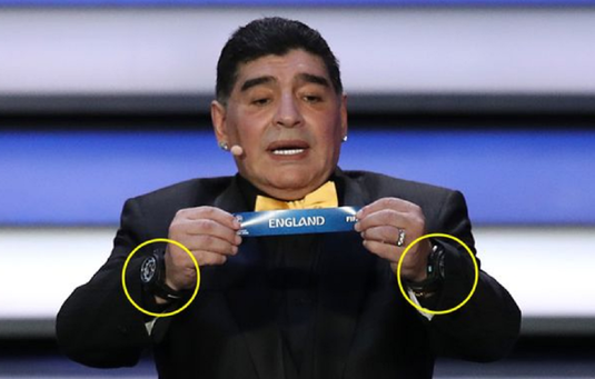FOTO | Motivul curios pentru care Maradona poartă două ceasuri de mână