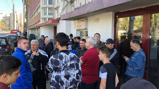 Câte bilete au fost vândute până acum pentru partida CSA Steaua - Academia Rapid. Cifra depăşeşte orice imaginaţie