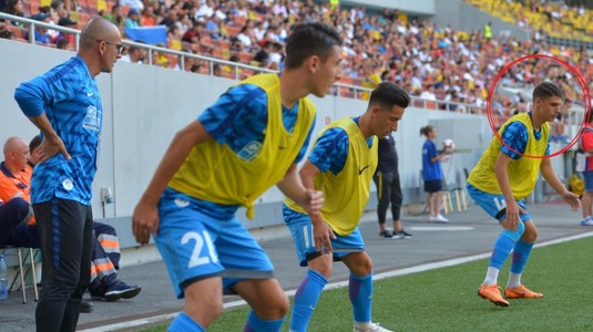 Cine e? Gnohere şi Pintilii au avut un şoc când l-au văzut pe bancă. Jucătorul de la FCSB pe care nici colegii nu-l ştiu