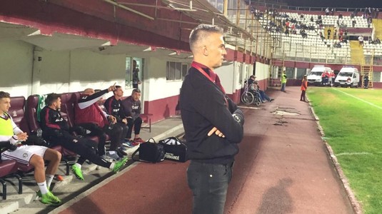 VIDEO | Daniel Pancu a debutat cu victorie pe banca Rapidului. Niculae şi Maftei au urmărit meciul din galerie