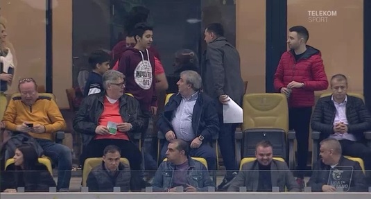 VIDEO | Cosmin Contra, prezent la derby-ul dintre FCSB şi Universitatea Craiova
