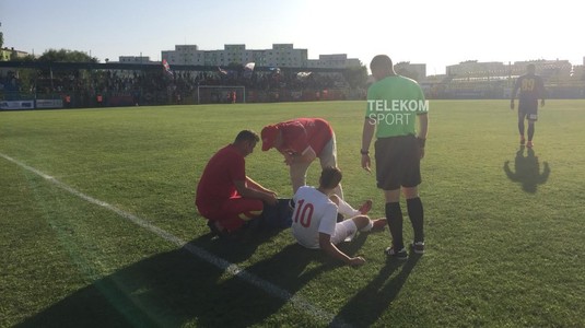 FOTO | Ăsta e adevăratul ”derby” al fotbalului românesc? CSA Steaua câştigă la masa verde cu Dinamo! Motivul pentru care meciul a durat 1 minut :)