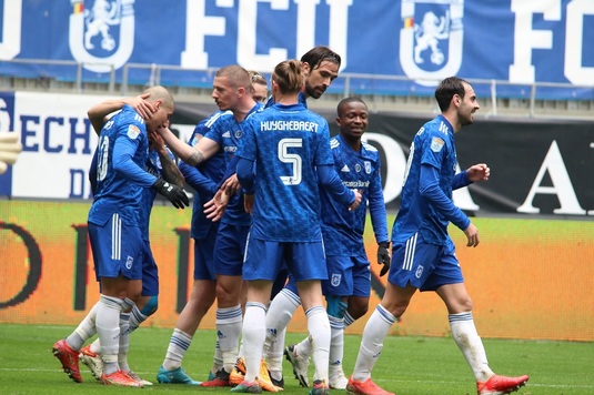 OFICIAL | FC U Craiova are un nou antrenor! Oltenii au anunţat mutarea: ”Multă baftă!”. Pe ce perioadă a semnat