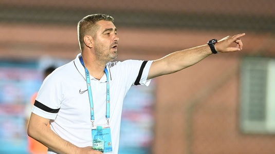 Eşecul cu Rapid îi poate fi fatal. Liviu Ciobotariu, la un pas de demitere. Favoritul Voluntariului e un alt antrenor din Superligă, dorit şi înaintea sezonului