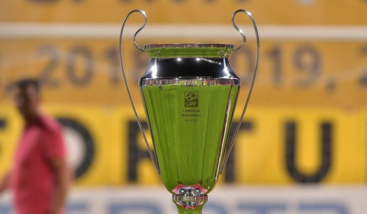 Dezastrul fostei campioane a României! Fotbaliştii, cu utilităţile tăiate la stadion: "Doamnele de la bucătărie, neplătite de 10 luni, vedeau la TV că patronul e miliardarul României" | EXCLUSIV
