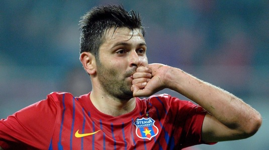 VIDEO | Rusescu, luat peste picior de un fan al CSA: ”Nu ai jucat niciodată la Steaua, nu mai râde ca prostul”. Reacţia lui MM Stoica | EXCLUSIV