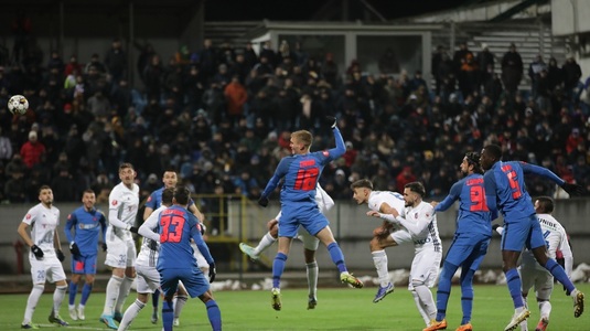 Probleme pentru Compagno în lupta pentru titlul de golgheter. Ameninţare surpriză pentru italian: ”Are o ocazie, un gol”