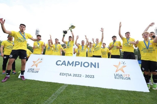 Finala din Liga Elitelor U17, CSA Steaua - U Cluj, s-a decis la lovituri de departajare! Echipa care a primit trofeul, FCSB a câştigat cu 5-1 finala mică