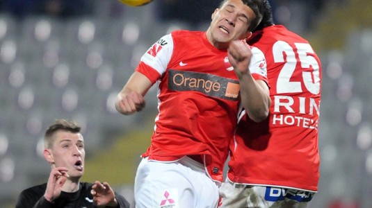 "Împrumutam covrigi şi ghete între noi". Dezvăluiri şocante din vestiarul unei echipe importante din Liga 1: "Am fost dat afară din trei chirii"