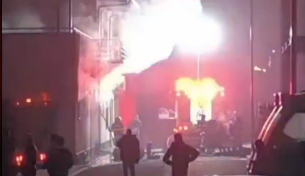 Incendiu la un stadion din România! Reacţie dură după incident: “Astea sunt blestemele jucătorilor minţiţi”