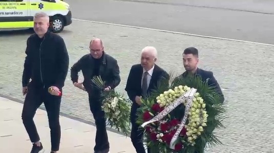 Edward Iordănescu a mers la Arena Naţională alături de tatăl său: "El e efectiv la pământ. Răzvan ne-a prins de mâini şi ne-a spus aşa"