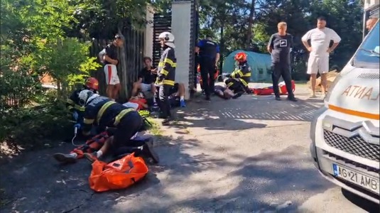 BREAKING NEWS | Microbuz cu fotbalişti de la Dinamo 2, implicat într-un accident grav! Un mort, mai mulţi răniţi, Adrian Ropotan a rănit şi el!