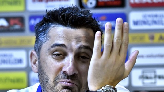 Lovitură pentru Dinamo! S-a speriat Niculescu de situaţia din "Groapă"? Anunţul făcut de tehnician după oferta primită