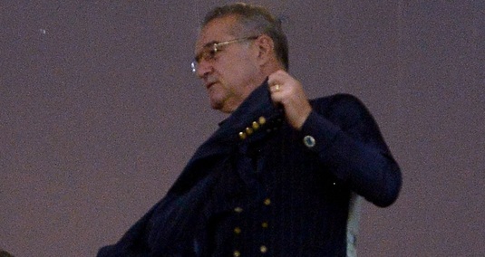 SURPRIZĂ | Manchester United vrea un jucător de la FCSB: ”Competiţia e acerbă!” AS Roma pregăteşte replica
