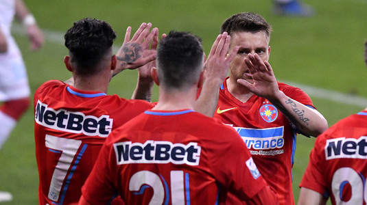 "Vom arăta altfel cu ei în teren! Nu jucăm ce ne dorim." VIDEO | Cei doi jucători aşteptaţi de MM în primul 11 al FCSB. Cum vede lupta la titlu