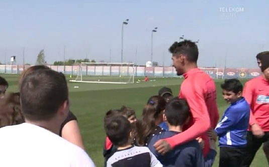 VIDEO | Reacţia fabuloasă a unui copil în momentul în care îl vede pe Florinel Coman: ”Florineeeel! Oh my god” :)