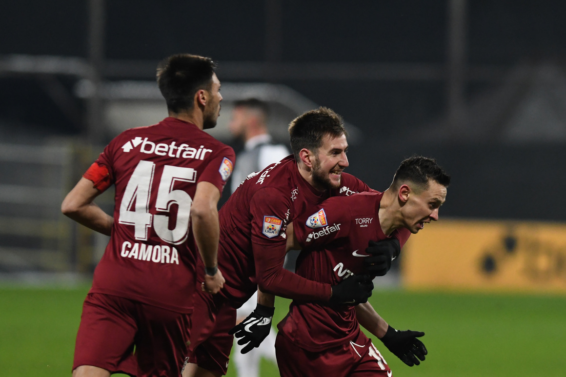 CFR Cluj se întoarce cu 3 puncte din deplasarea de la FC Hermannstadt. Scor  2-3. Care e diferența față de liderul Farul 