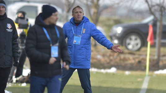Chindia Târgovişte a fost egalată de UTA în minutele de prelungire! Reacţiile celor doi antrenori: ”Lipsă de experienţă pentru noi!”